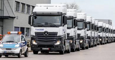 Mercedes Benz ‘in kamyon ürün grubu, Türkiye’de yeniliklerle pazara çıktı.